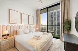 Cozy 1BR in JVC with City Views - Image 2