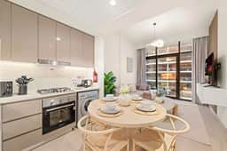Cozy 1BR w/ Pool View & Balcony | 10mn to Downtown - Image 3
