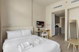 Cozy Studio w/ Pool View | 15mn to Downtown - Image 2