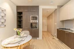 Cozy Studio with Pool & Patio | JVC - Image 4
