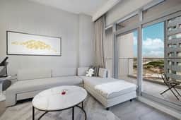 Luxe 1BR in Avanti with Pool & Gym - Image 3