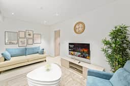 Luxe 1BR in Seven Palm w/ Beach Access & Near Mall - Image 2