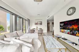 Luxe 2BR w/ Burj Khalifa Views | Near Dubai Mall - Image 2