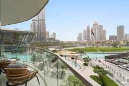 Panoramic 2BR w/ Burj View Next to Mall - Image 5