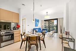 Spacious 1BR in Downtown with Balcony & Pool - Image 4