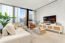 Spacious 2BR in Business Bay | Canal View - Image 3