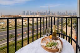 Stylish 2BR with Cinema & Lounge Access - Image 5