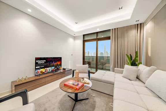 Luxe 1BR w/ Burj Khalifa View | 10mn to Dubai Mall - Image 1