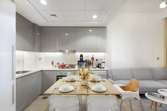 Cozy 1BR w/ Pool & Gym | 15mn to Downtown - Image 4