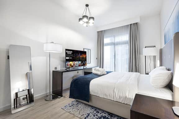 Luxe 1BR in Avanti with Pool & Gym - Image 2