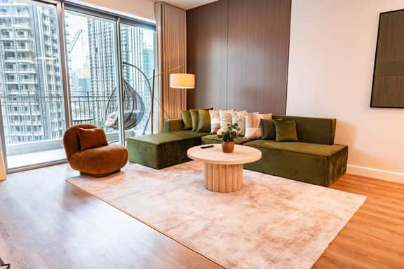 Luxe 1BR in Downtown | Near Dubai Mall - Image 2