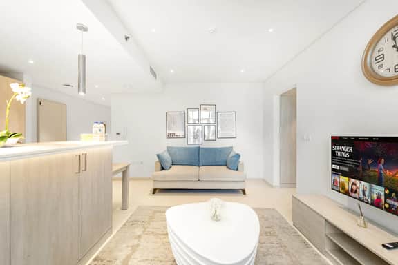 Luxe 1BR in Seven Palm w/ Beach Access & Near Mall - Image 4