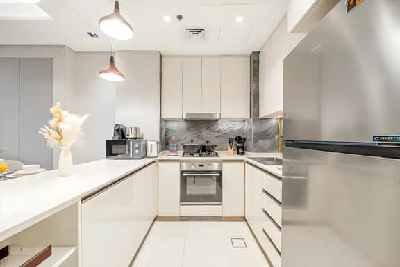 Luxe 1BR w/ Burj Khalifa View | 10mn to Dubai Mall - Image 4