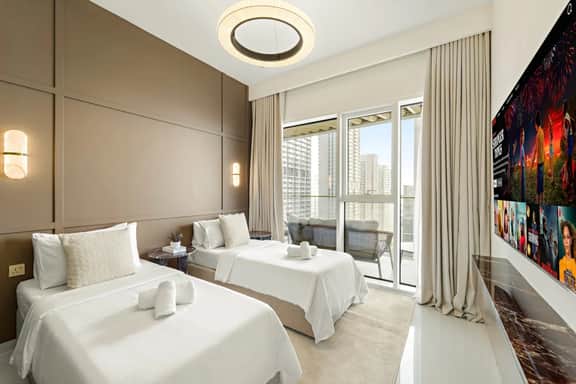 Luxe 2BR w/ Palm & Sea View | Direct Beach Access - Image 3