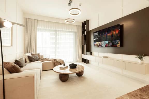 Luxe 2BR w/ Palm & Sea View | Direct Beach Access - Image 4