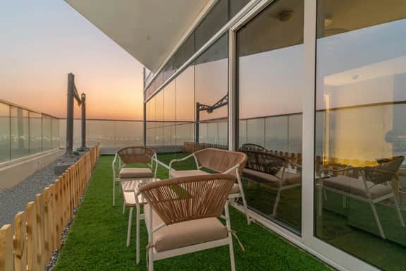 Spacious 1BR w/ Huge Terrace + Pool + Sauna - Image 5