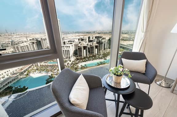 Stunning 2BR with Panoramic Creek Harbour Views - Image 5