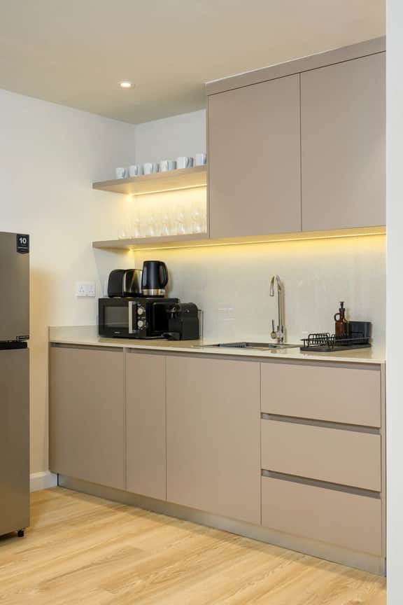Stylish Studio Apartment in JVC - Image 3